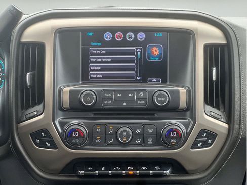 Used 2018 GMC Sierra 1500 Denali AWD/4WD image 12