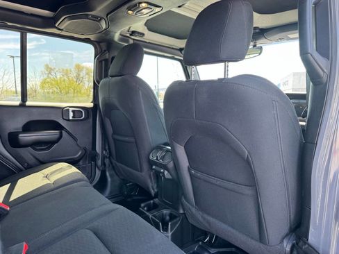 Used 2020 Jeep Wrangler Unlimited Sport AWD/4WD image 15