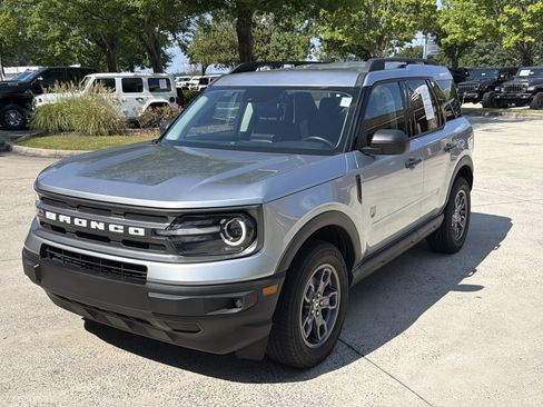 Used 2023 Ford Bronco Sport Big Bend w/ Convenience Package AWD/4WD image 3