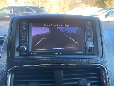 Used 2018 Dodge Grand Caravan SE w/ UConnect Hands-Free Group image 21