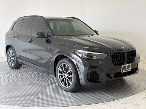Certified 2022 BMW X5 xDrive40i w/ M Sport Package AWD/4WD image 7
