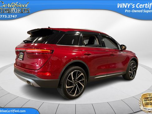 Used 2023 Lincoln Corsair Reserve w/ Equipment Group 201A AWD/4WD image 6