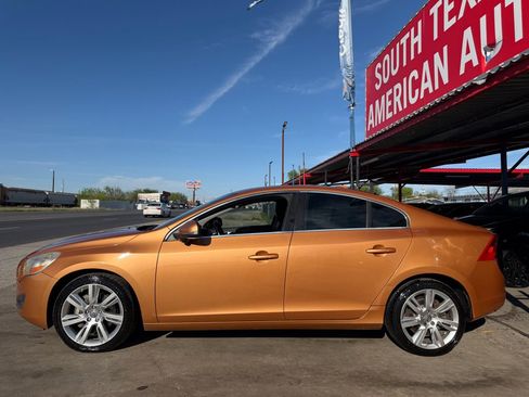 Used 2011 Volvo S60 T6 image 6