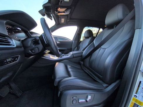 Used 2022 BMW X5 xDrive45e w/ Executive Package image 13