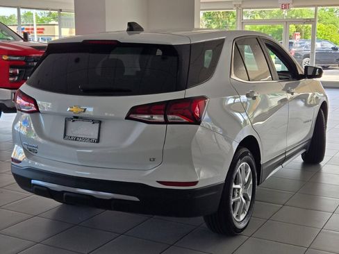 Certified 2024 Chevrolet Equinox LT FWD image 10