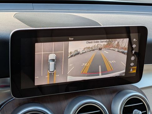 Certified 2021 Mercedes-Benz GLC 300 4MATIC image 21