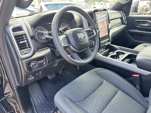 Used 2025 RAM 1500 Big Horn AWD/4WD image 17