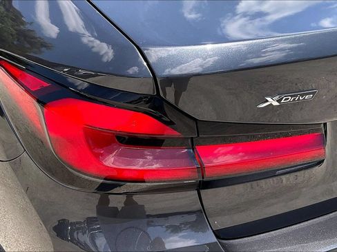 Used 2022 BMW 530i xDrive w/ Convenience Package AWD/4WD image 23