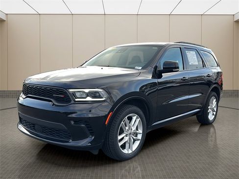 Used 2024 Dodge Durango GT image 1