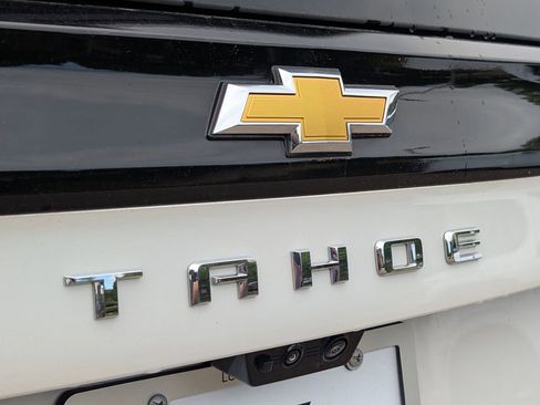 Used 2025 Chevrolet Tahoe High Country AWD/4WD image 13