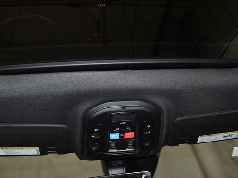 New 2025 Jeep Grand Cherokee L Altitude image 19