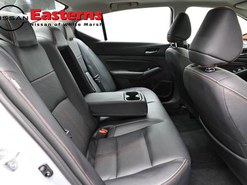 Used 2023 Nissan Altima 2.5 SR w/ SR Premium Package FWD image 23