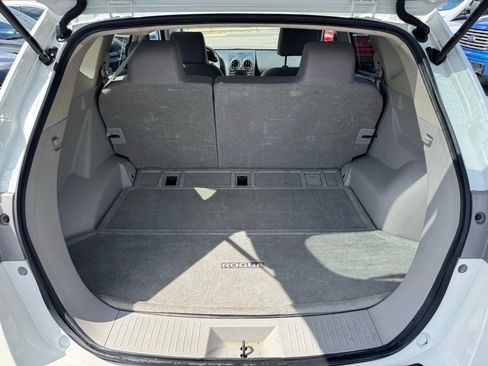 Used 2012 Nissan Rogue SV image 18
