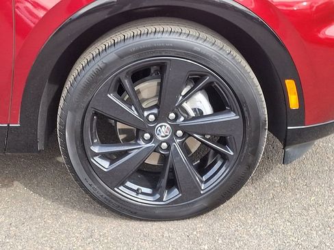 Certified 2023 Buick Envision Essence w/ Sport Touring Package image 8