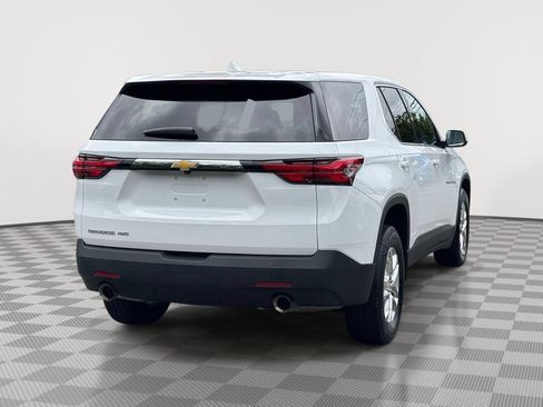 Used 2023 Chevrolet Traverse LS w/ Safety Package AWD/4WD image 4