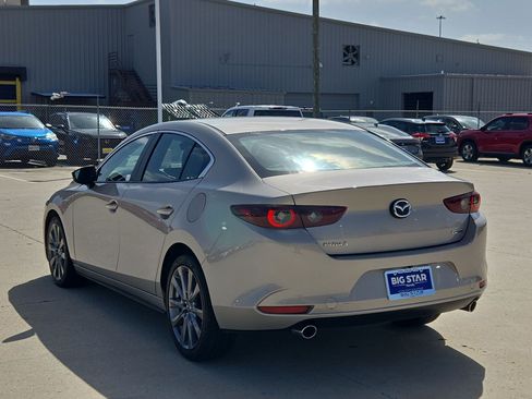 Used 2024 MAZDA MAZDA3 s FWD image 6