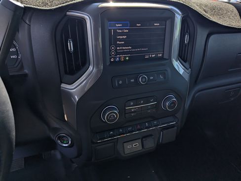 Used 2025 Chevrolet Silverado 1500 Custom image 13