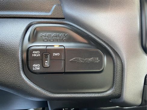 Used 2022 RAM 2500 Big Horn image 32