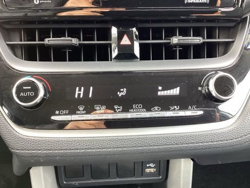 Used 2022 Toyota Corolla Cross LE image 21