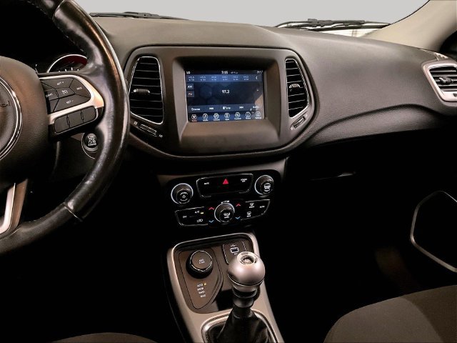 Used 2019 Jeep Compass Sport w/ Cold Weather Group AWD/4WD image 7