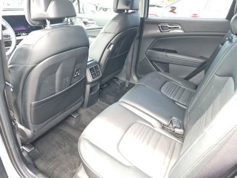Used 2023 Kia Sportage SX FWD image 9