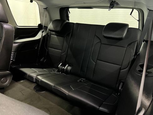 Used 2018 Chevrolet Tahoe Premier AWD/4WD image 10
