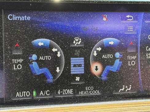 Used 2019 Lexus LX 570 4WD w/ Luxury Package image 19