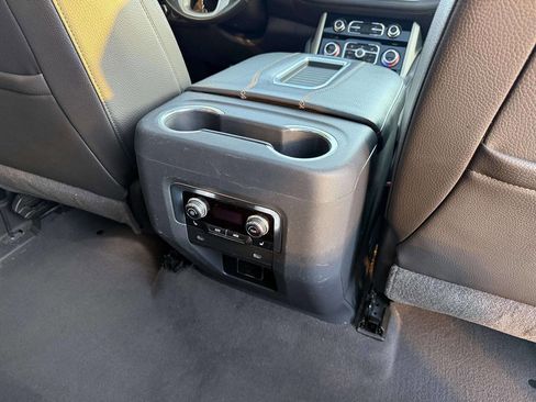 Used 2021 GMC Yukon Denali w/ Denali Premium Package image 21