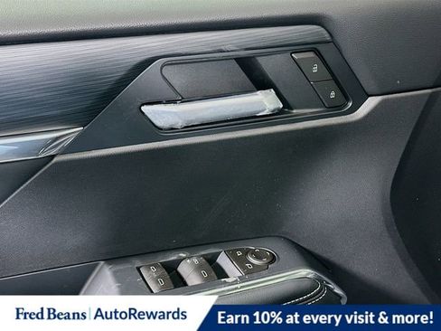 New 2026 GMC Acadia Elevation w/ Elevation Premium Package image 17