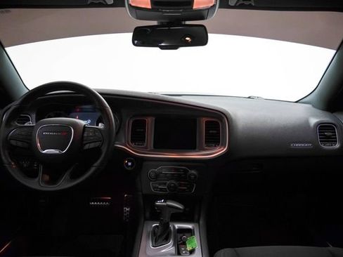 Used 2019 Dodge Charger R/T w/ Driver Confidence Group RWD image 9