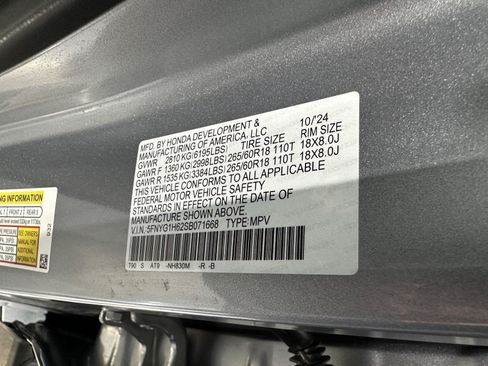 Certified 2025 Honda Pilot TrailSport image 16