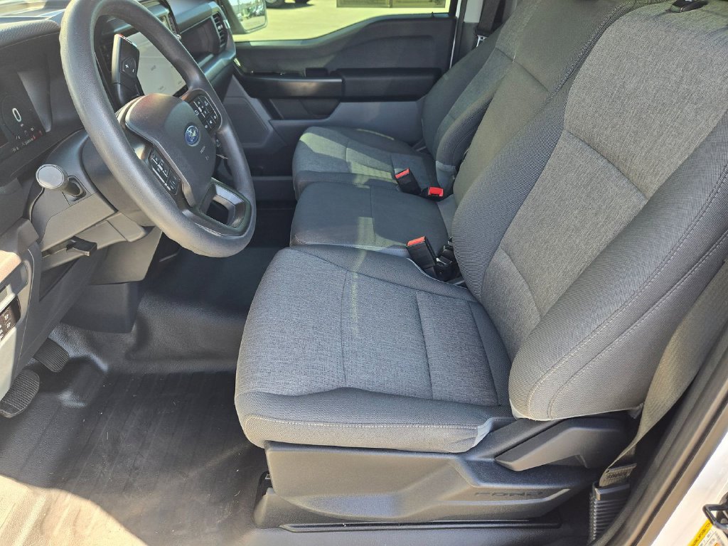 Used 2025 Ford F150 XL w/ Equipment Group 103A High RWD image 9
