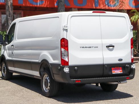 Used 2024 Ford Transit 250 Low Roof RWD image 6