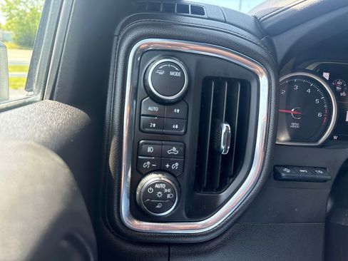 Used 2022 Chevrolet Silverado 2500 High Country w/ Technology Package AWD/4WD image 26