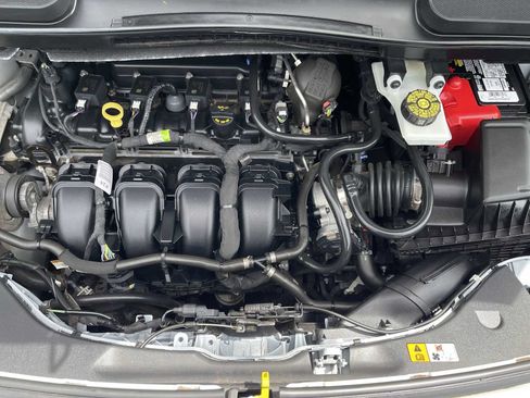Used 2023 Ford Transit Connect XLT FWD image 17