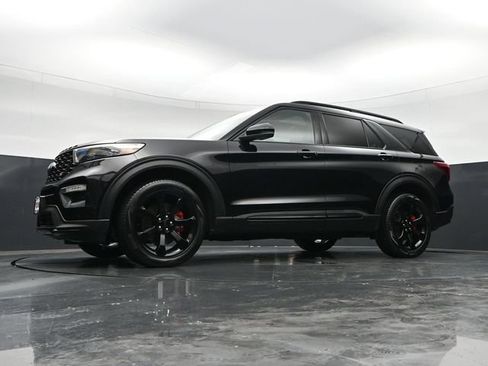 Used 2023 Ford Explorer ST w/ Equipment Group 401A AWD/4WD image 46