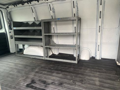 Used 2016 GMC Savana 2500 G2500 Cargo image 20