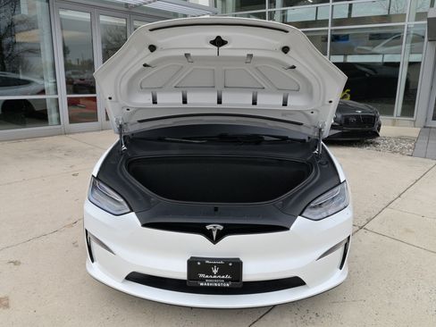 Used 2022 Tesla Model X image 52