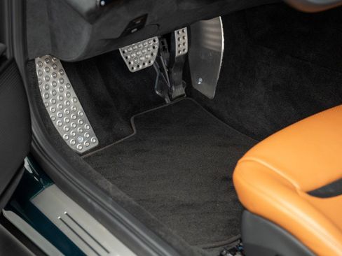 Certified 2022 Ferrari Roma image 19