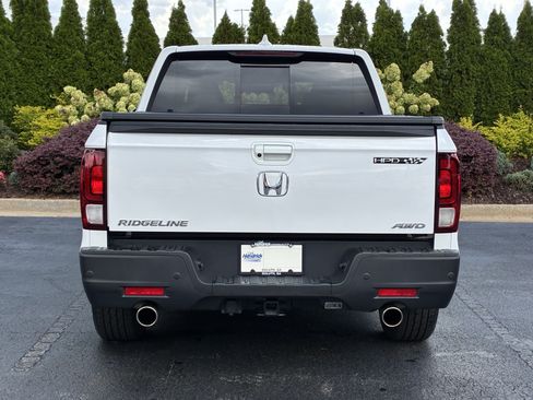 Used 2023 Honda Ridgeline RTL-E image 7
