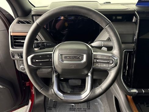 Used 2025 GMC Yukon XL Denali w/ Sun & Power Step Package image 14