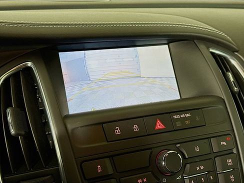 Used 2018 Buick Cascada Premium image 16