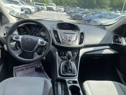 Used 2014 Ford Escape SE FWD image 21