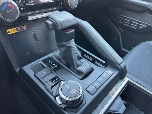 Used 2025 Toyota 4Runner TRD Sport Premium AWD/4WD image 29