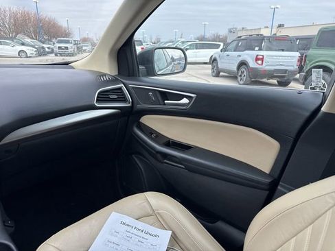 Used 2015 Ford Edge SEL w/ Equipment Group 201A image 15