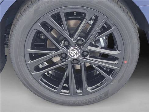 New 2026 Toyota Camry SE FWD image 10