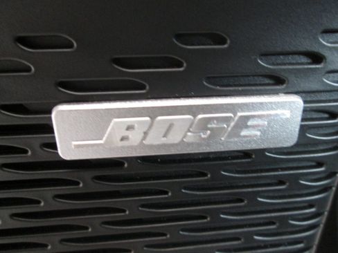 New 2025 GMC Acadia Elevation image 11