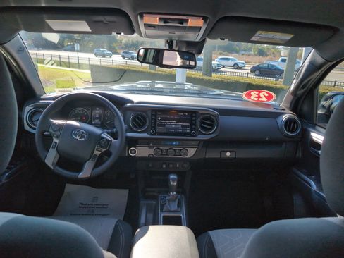 Certified 2023 Toyota Tacoma TRD Sport image 28