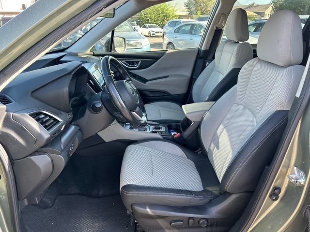 Used 2020 Subaru Forester Premium AWD/4WD image 24