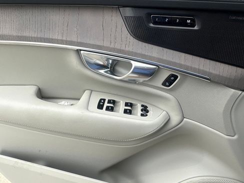 New 2026 Volvo XC90 B6 Ultra image 14